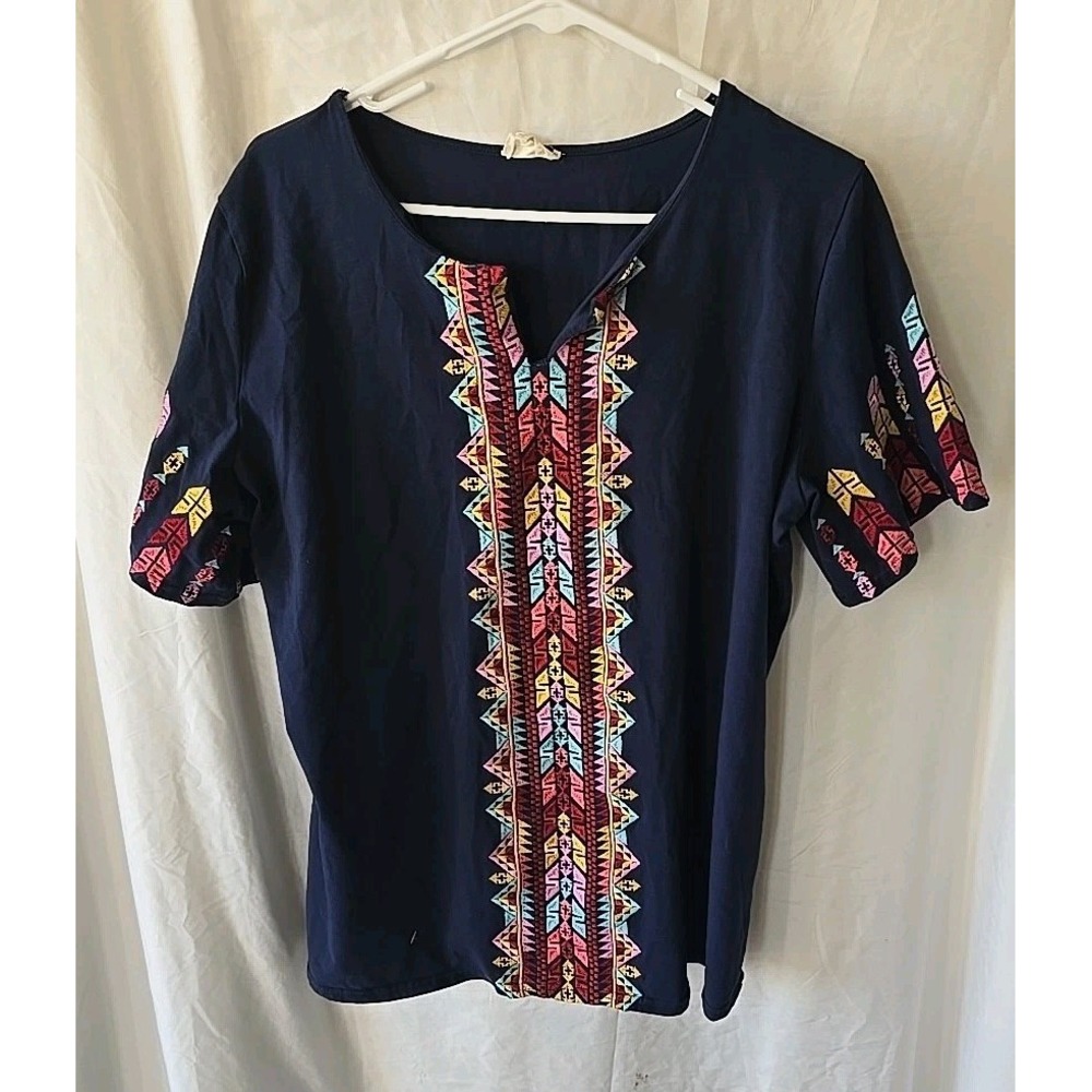 Layerz Clothing Short Sleeve V-neck‎ Shirt Top Navy W/embroidered Aztec Design L
